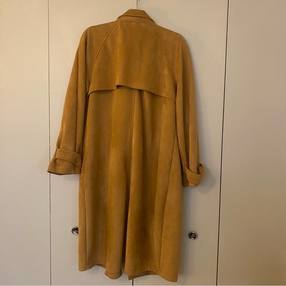 Ookie & Lala Faux Suede Draped Trench-coat - Picture 6 of 7